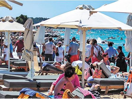 antimetopi-me-tin-klimatiki-krisi-kai-ton-ypertourismo-i-chalkidiki-329235