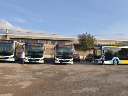 k-mitsotakis-stochos-ta-950-nea-leoforeia-stin-attiki-mechri-to-kalokairi-tou-2025-334878