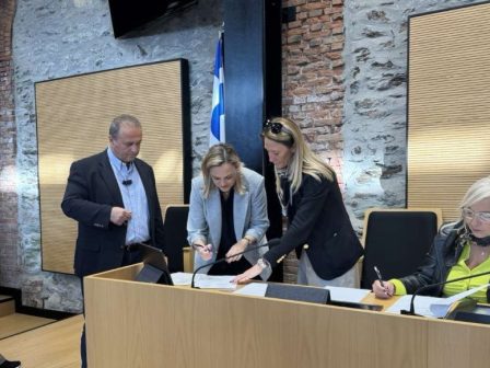 pkm-ypografike-to-katastatiko-gia-ti-systasi-tis-energeiakis-koinotitas-politon-337303