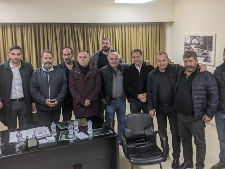 synantisi-ktinotrofon-kritis-me-kella-afinoume-piso-tin-panoli-kanenas-ktinotrofos-de-tha-meinei-choris-stirixi-340873