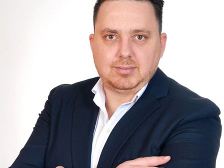 o-ioannis-kaimakamis-fainetai-oti-kleidose-gia-ti-thesi-tou-antiproedrou-tou-opekepe-343483