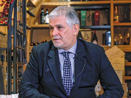 o-panos-chamakiotis-fevgei-apo-tin-compo-expert-kai-idryei-ti-diki-tou-etaireia-351257
