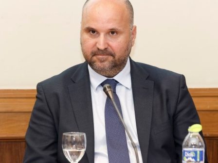 me-dyo-stelechi-tou-kladou-ton-agrochimikon-to-neo-ds-tou-sechv-neos-proedros-o-alexandros-katraouzos-354520