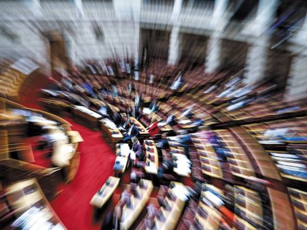 sfodri-politiki-antiparathesi-gia-ton-opekepe-sto-kadro-bainei-i-periodos-2022-2023-359296
