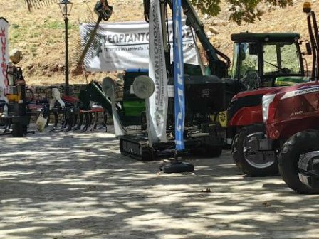 patra-xekinise-i-agrotiki-ekthesi-chalandritsas-agrexa-2025-361037
