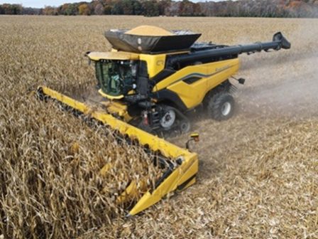 new-holland-dyo-asimenia-metallia-sta-agritechnica-innovation-awards-gia-to-corn-header-automation-kai-to-foragecam-363301