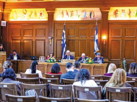 romvos-tessera-ellinika-panepistimia-sybrattoun-se-ena-kainotomo-diktyo-gia-tin-proothisi-tis-technologias-365859