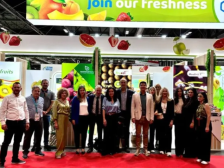 mazi-gia-mia-nea-epochi-sti-georgia-metaferontas-to-orama-tis-de-sangosse-stin-ellada-366218