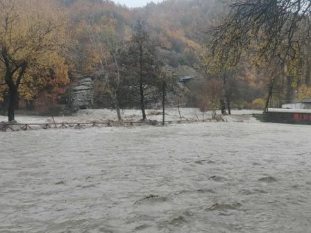 oi-voliotes-eipan-ochi-sti-schediazomeni-ependysi-tou-lng-ston-pagasitiko-367386