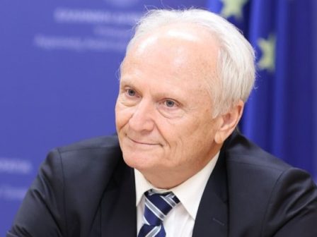 xekina-i-ekpaidefsi-ton-ktinotrofon-gia-ti-lipsi-tis-syndedemenis-se-leitourgia-i-platforma-tilekpaidefsis-tou-ke-ka-pi-k-368111