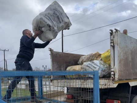 oi-voliotes-eipan-ochi-sti-schediazomeni-ependysi-tou-lng-ston-pagasitiko-367345