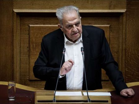 pethane-o-proin-ypourgos-tou-syriza-alekos-flabouraris-367279