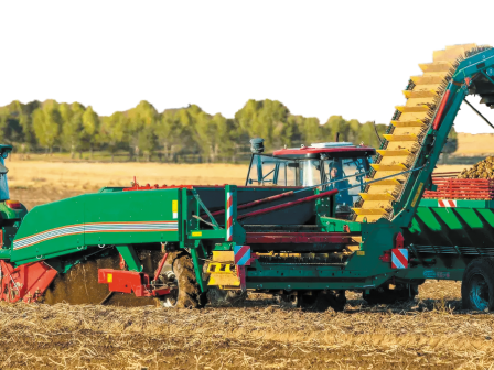 alevrodis-stin-tomata-oi-ioseis-oi-zimies-kai-oi-kainotomes-lyseis-tis-andermatt-anthesis-367723