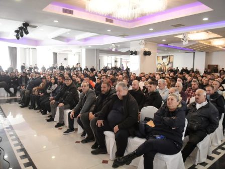 syskepsi-blokon-klimakosi-ton-kinitopoiiseon-apofasisan-oi-agrotes-ti-tha-kanoun-me-to-kleisimo-ton-dromon-stis-giortes-369769