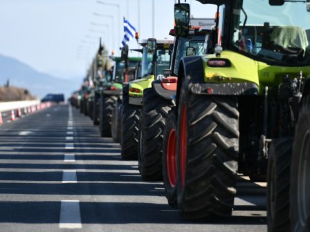 agrotikes-kinitopoiiseis-me-kleistous-dromous-synedriazei-to-apogevma-to-syntonistiko-tou-blokou-tis-nikaias-gia-ta-epomena-vimata-368356