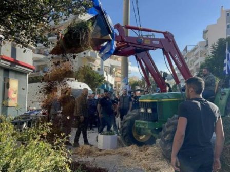 trakter-stous-kentrikous-dromous-tou-rethymnou-achyro-choma-kai-feretro-exo-apo-to-grafeio-tou-g-kefalogianni-369757