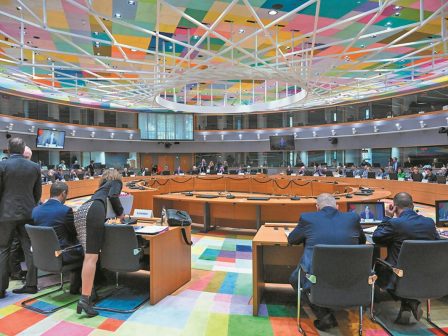 en-anamoni-tis-stochevmenis-anatheorisis-tou-kanonismou-ton-viologikon-369356