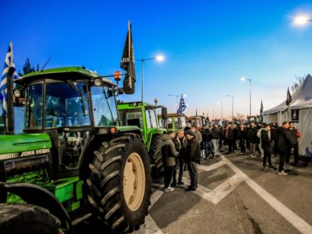 apo-allepalliles-kriseis-dokimazontai-oi-fournoi-tis-geitonias-368385