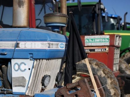 enischyontai-ta-bloka-e65-stin-karditsa-kai-tis-nikaias-kleisti-paramenei-i-ethniki-odos-athinon-368493