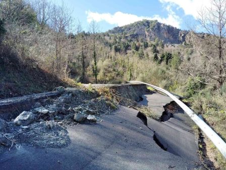 ypaithros-chora-efimerida-gia-tin-agrotiki-anaptyxi-kai-oikonomia-373828