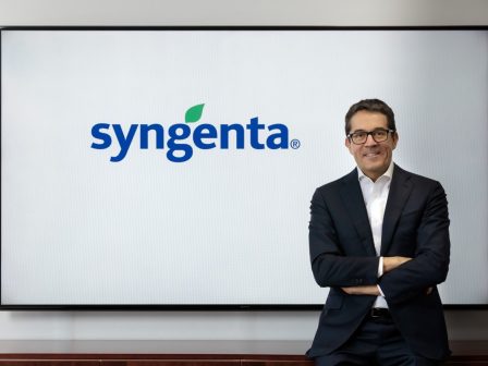 i-ora-tou-megalou-agrotikou-syllalitiriou-stin-athina-me-ta-trakter-sto-syntagma-fotos-vinteo-373247