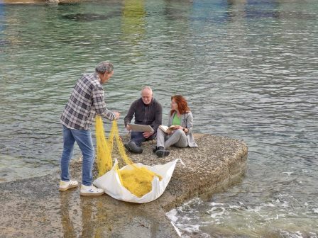 i-aplotita-me-ti-matia-ton-mathiton-tis-kimolou-374096