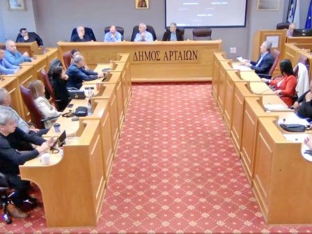 Μείωση 50% στα τέλη ύδρευσης για τους αγρότες εξετάζει ο Δήμος Αρταίων