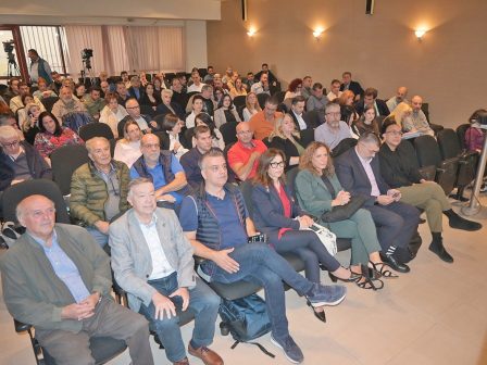 sto-kokkino-i-agonia-sti-thessalia-ta-299-ekat-evro-ton-schedion-veltiosis-to-agkathi-tou-osde-kai-to-bloko-sti-refstotita-387041